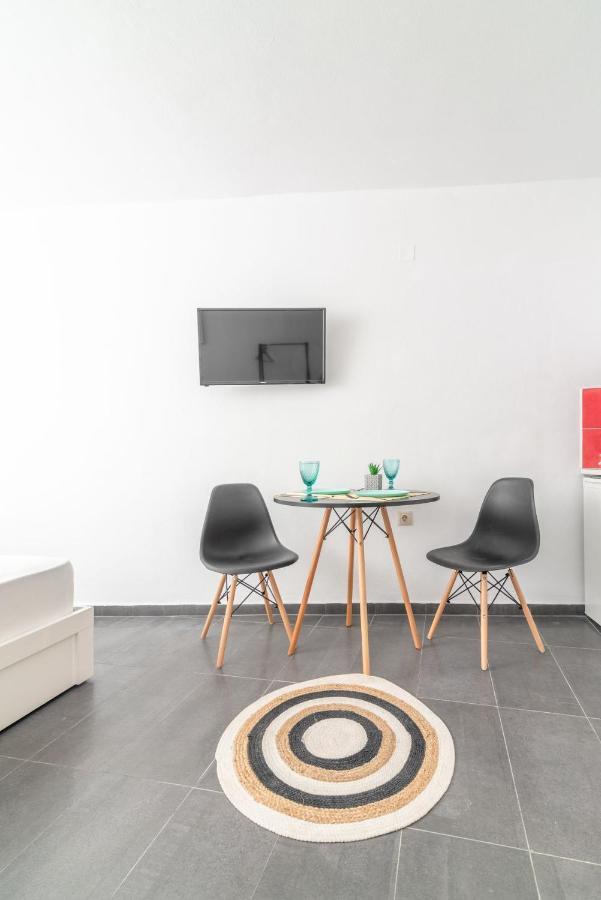 Modern Studio Near Downtown Iraklio Exterior foto